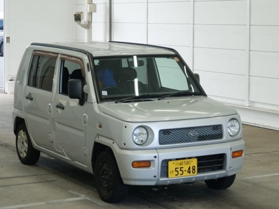 DAIHATSU NAKED