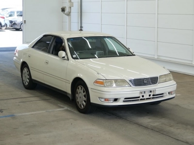 TOYOTA MARK II