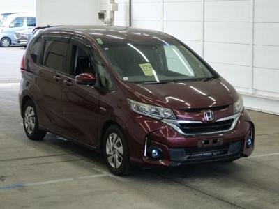 HONDA FREED HYBRID