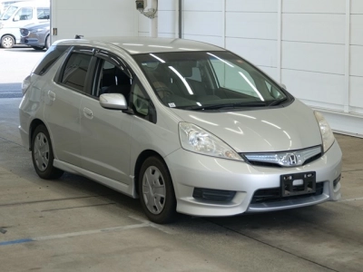 HONDA FIT SHUTTLE
