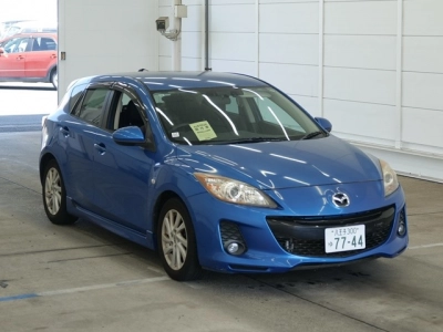 MAZDA AXELA SPORT