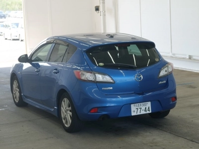 MAZDA AXELA SPORT
