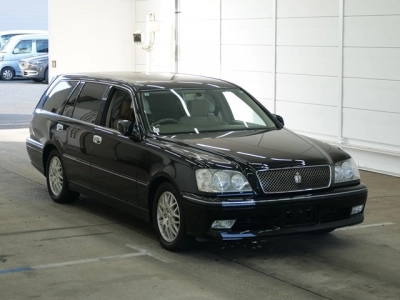 TOYOTA CROWN ESTATE