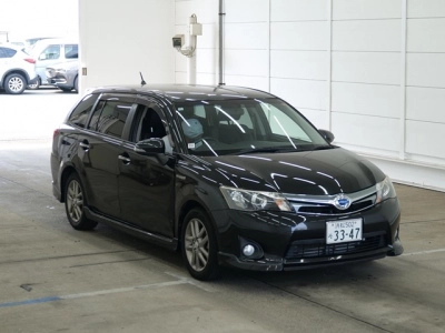 TOYOTA COROLLA FIELDER