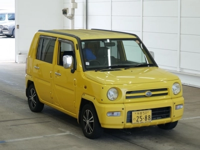 DAIHATSU NAKED