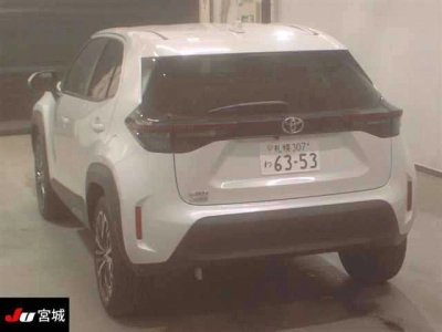 TOYOTA YARIS CROSS