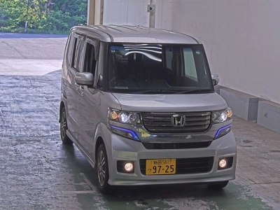 HONDA N BOX +