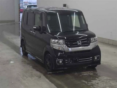 HONDA N BOX CUSTOM