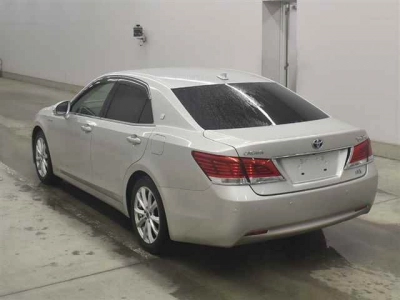 TOYOTA CROWN HYBRID
