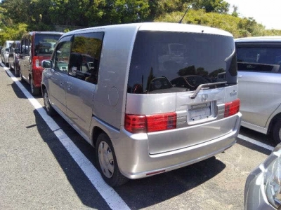 HONDA MOBILIO SPIKE