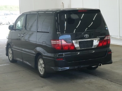 TOYOTA ALPHARD V