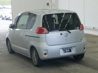 TOYOTA PORTE