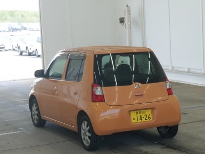 DAIHATSU ESSE