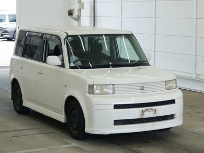 TOYOTA BB