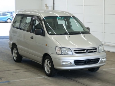 TOYOTA TOWN ACE NOAH