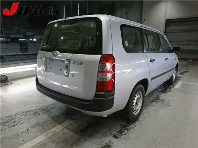 TOYOTA SUCCEED VAN
