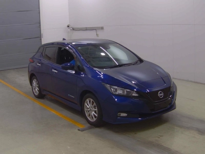 NISSAN LEAF