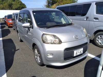 TOYOTA PORTE