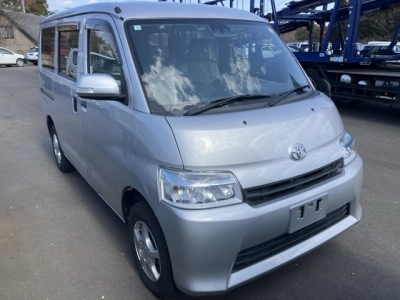TOYOTA TOWN ACE