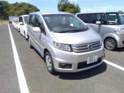 HONDA FREED SPIKE