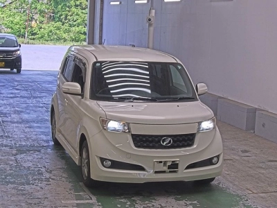 TOYOTA BB