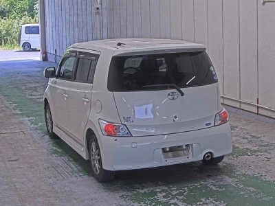 TOYOTA BB