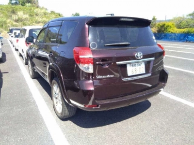 TOYOTA VANGUARD