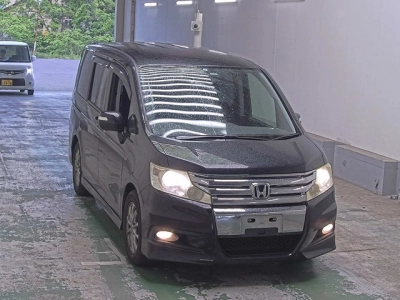 HONDA STEPWGN SPADA