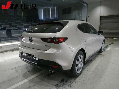 MAZDA MAZDA3