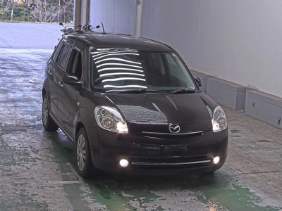 MAZDA VERISA