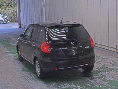 MAZDA VERISA