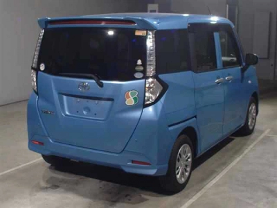 TOYOTA TANK