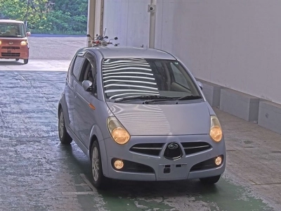SUBARU R2