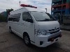 TOYOTA HIACE COMMUTER