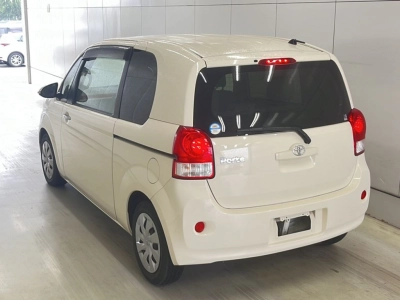 TOYOTA PORTE