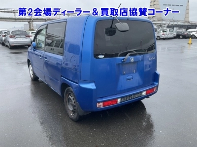 HONDA MOBILIO SPIKE