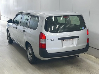 MAZDA FAMILIA VAN