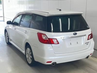 SUBARU EXIGA
