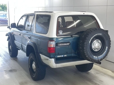 TOYOTA HILUX SURF