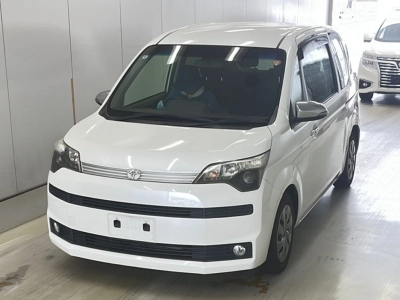 TOYOTA SPADE