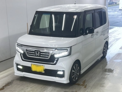 HONDA N BOX CUSTOM