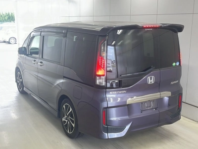 HONDA STEPWGN SPADA