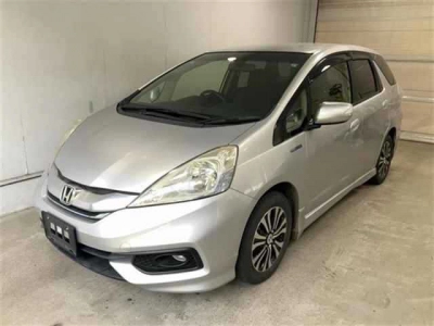 HONDA FIT SHUTTLE