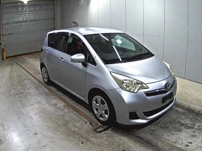 TOYOTA RACTIS
