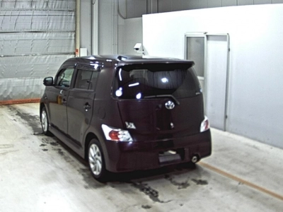 TOYOTA BB