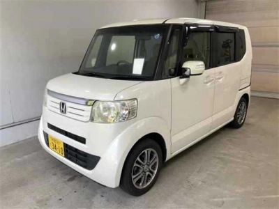 HONDA N BOX +