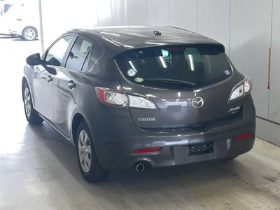 MAZDA AXELA SPORT