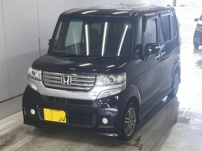 HONDA N BOX CUSTOM