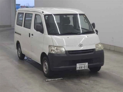 TOYOTA LITE ACE VAN