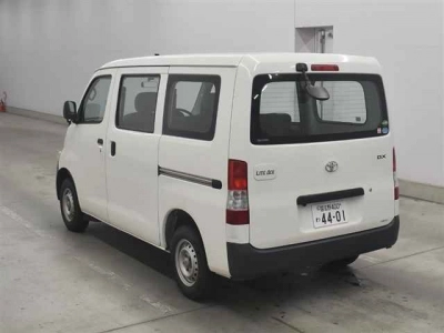 TOYOTA LITE ACE VAN